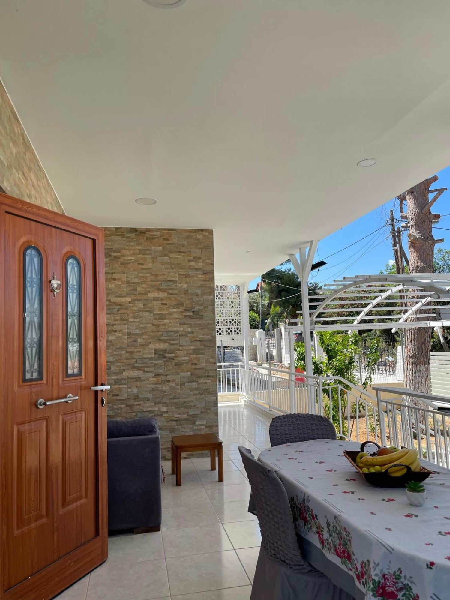 Your Seaside Escape In Oropos Apartment *